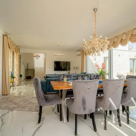 Oasis Mit Meerblick فيلة سوبيتار