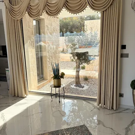 Oasis Mit Meerblick سوبيتار